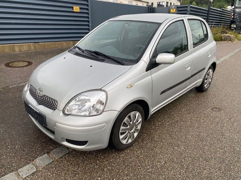 Yaris