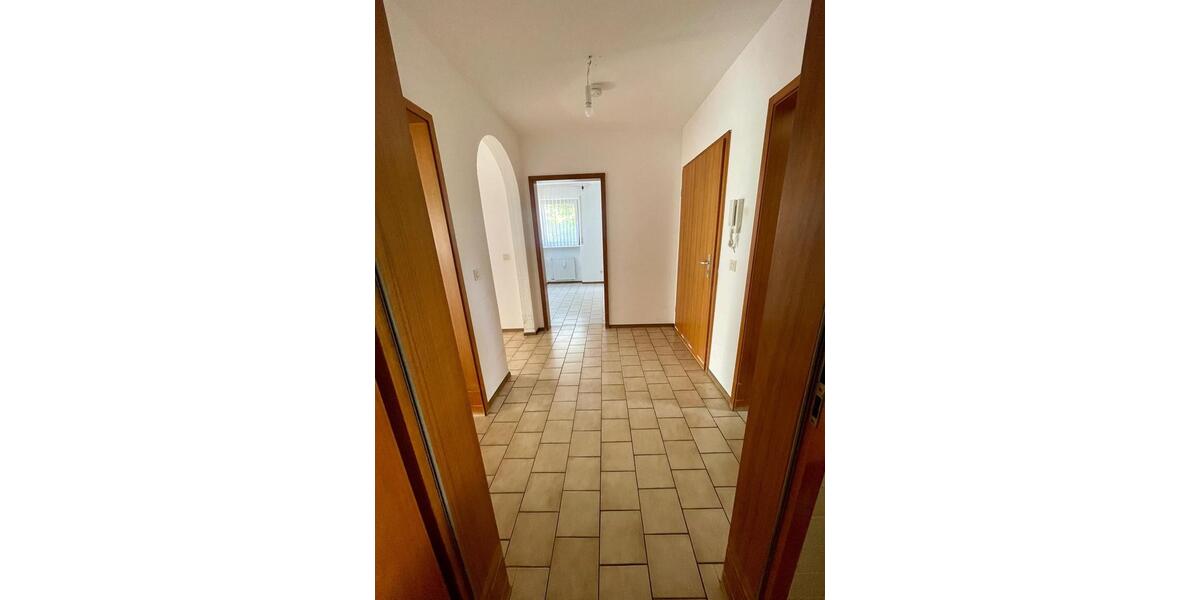 Erdgeschoßwohnung Bad Schwalbach - 3.5 Zimmer, 103 m&sup2;, 900&euro; | Angebot:26665875