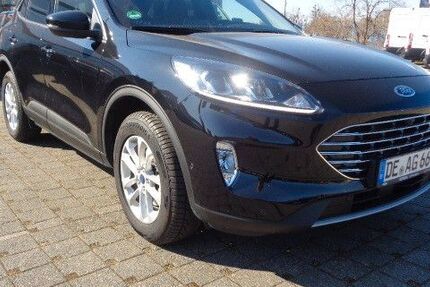 Ford Kuga 8.900 km 25.890 &euro; Dessau-Roßlau 06849