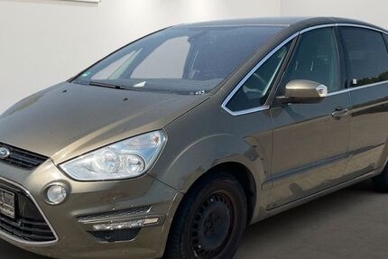 Ford S-Max 245.366 km 1.999 € Brehna 06796