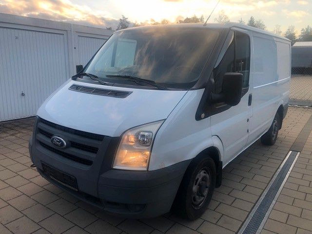 Ford Transit 157.300 km 4.399 &euro; Nersingen 89278