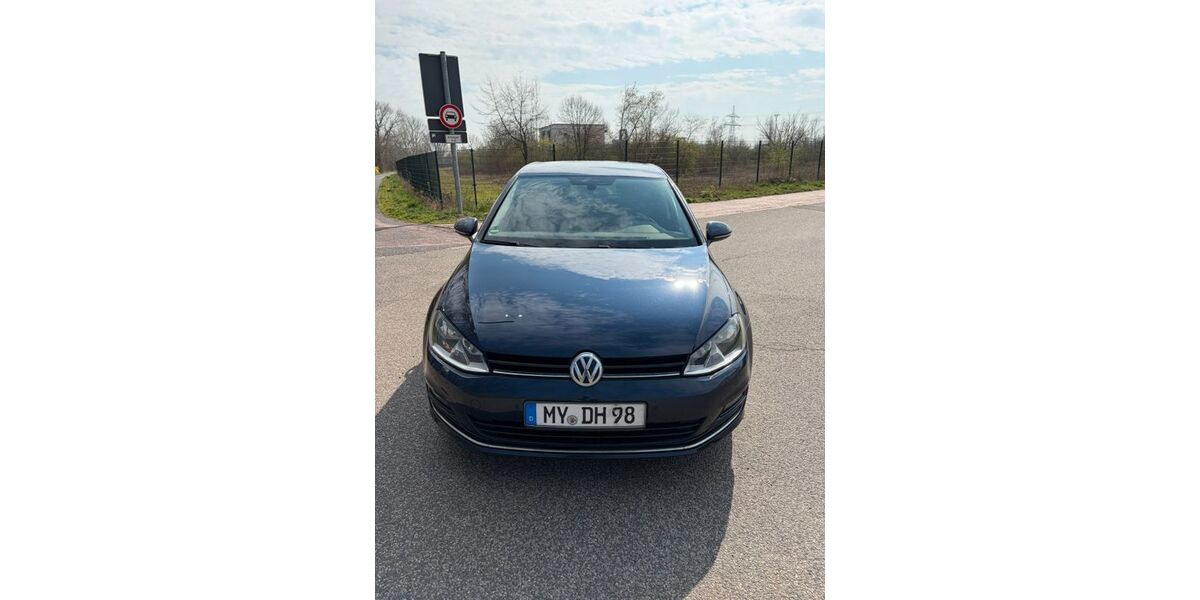 VW Golf 106.520 km 12.500 &euro; Andernach 56626