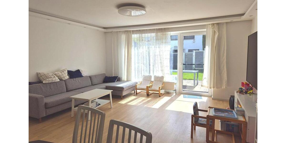 Reihenhaus Norderstedt Friedrichsgabe - 4.5 Zimmer, 114 m&sup2;, 1.920&euro; | Angebot:25232400