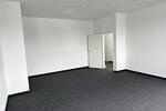 Neuwertiges Büro (ca. 42qm) mit Blick auf den Moritzberg in der Industriestraße 23a zimmer
