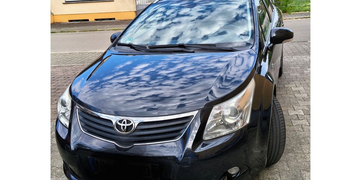 Toyota Avensis 322.000 km 3.000 &euro; Merchweiler 66589