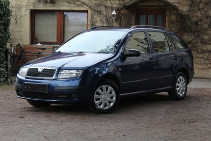 Skoda Fabia 213.500 km 1.899 &euro; Berlin 10317