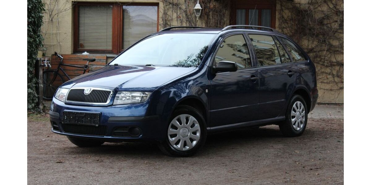 Skoda Fabia 213.500 km 1.899 &euro; Berlin 10317