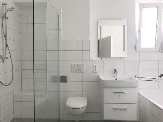 Reihenendhaus Frankfurt am Main Harheim - 5 Zimmer, 156 m&sup2;, 2.600&euro; | Angebot:24721441