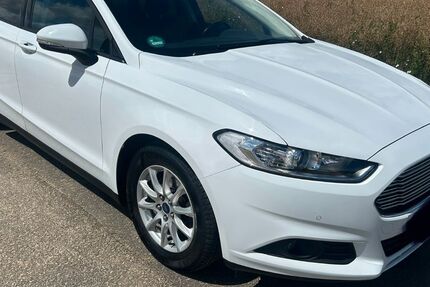 Ford Mondeo 76.700 km 10.000 &euro; Kassel 34132