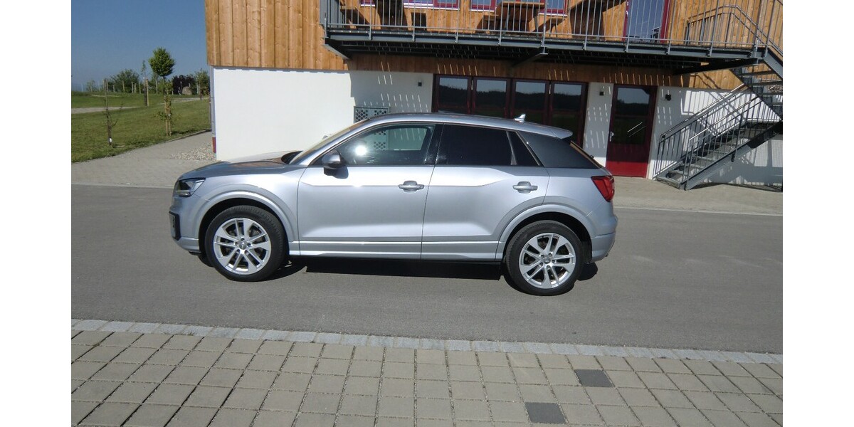 Audi Q2 111.000 km 16.500 &euro; Rosenheim 83013