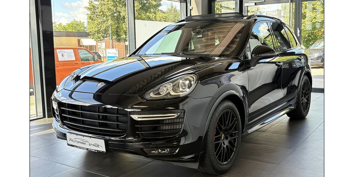 Porsche Cayenne GTS LED Pano Memory Bose Luft AHK 72.000 km 39.490 &euro; Stade 21682
