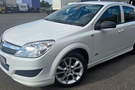 Opel Astra 103.347 km 3.997 € Würzburg 97076