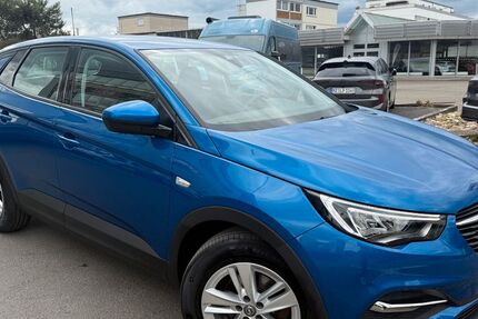 Opel Grandland (X) 33.176 km 13.990 &euro; Mainz 55120