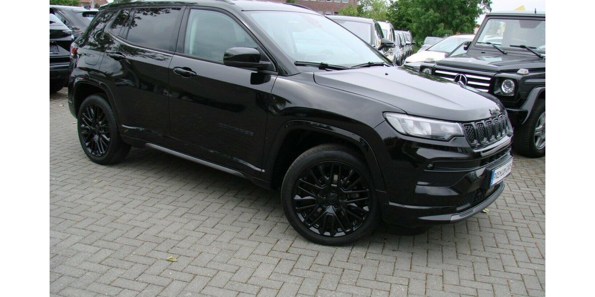 Jeep Compass 1.5 Red-Edition e-Hybrid ACC LED Kamera 29.532 km 22.980 &euro; Falkensee 14612