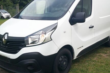 Renault Trafic 185.730 km 8.900 &euro; Pasewalk 17309