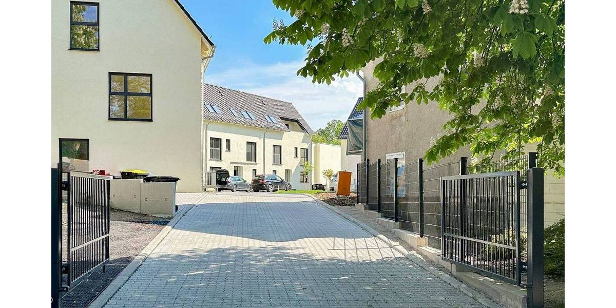 Reihenendhaus Leipzig Holzhausen - 4 Zimmer, 122 m&sup2;, 1.950&euro; | Angebot:26343602