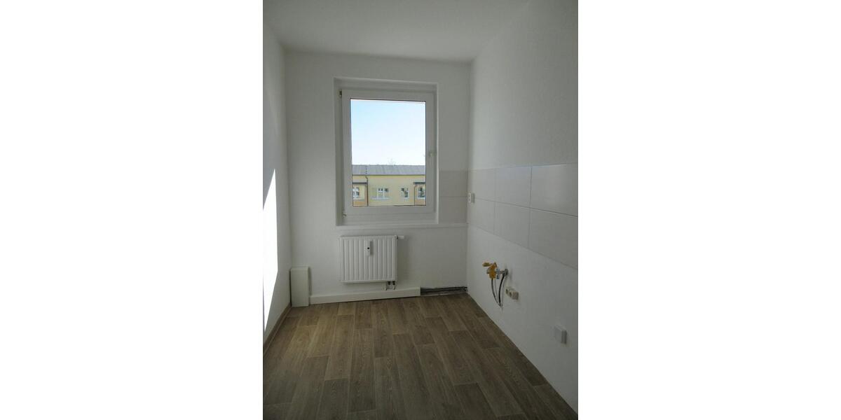 Etagenwohnung Neustadt in Sachsen - 3 Zimmer, 58 m&sup2;, 335&euro; | Angebot:26276024