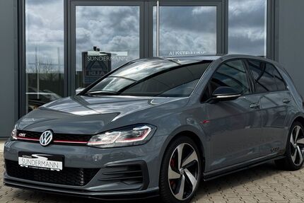 VW Golf 74.500 km 27.400 &euro; Heek 48619