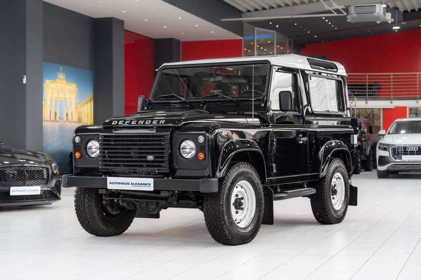 Land Rover Defender 11.850 km 49.980 € Köln 51147