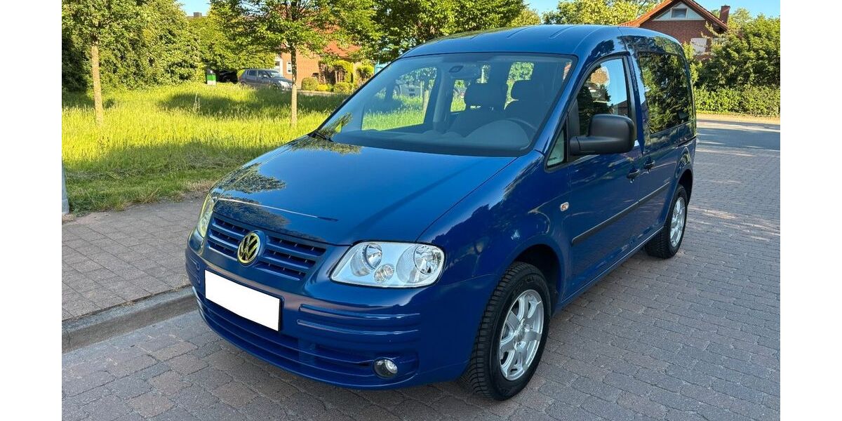 VW Caddy 135.888 km 8.750 &euro; Isernhagen 30916