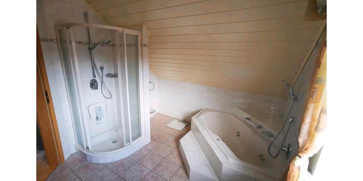 Doppelhaushälfte Lappersdorf - 4 Zimmer, 112 m&sup2;, 1.310&euro; | Angebot:26026457