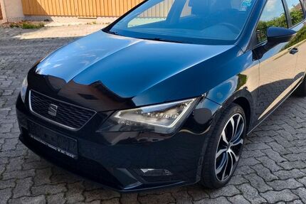 Seat Leon 155.596 km 6.500 &euro; Traunstein 83278