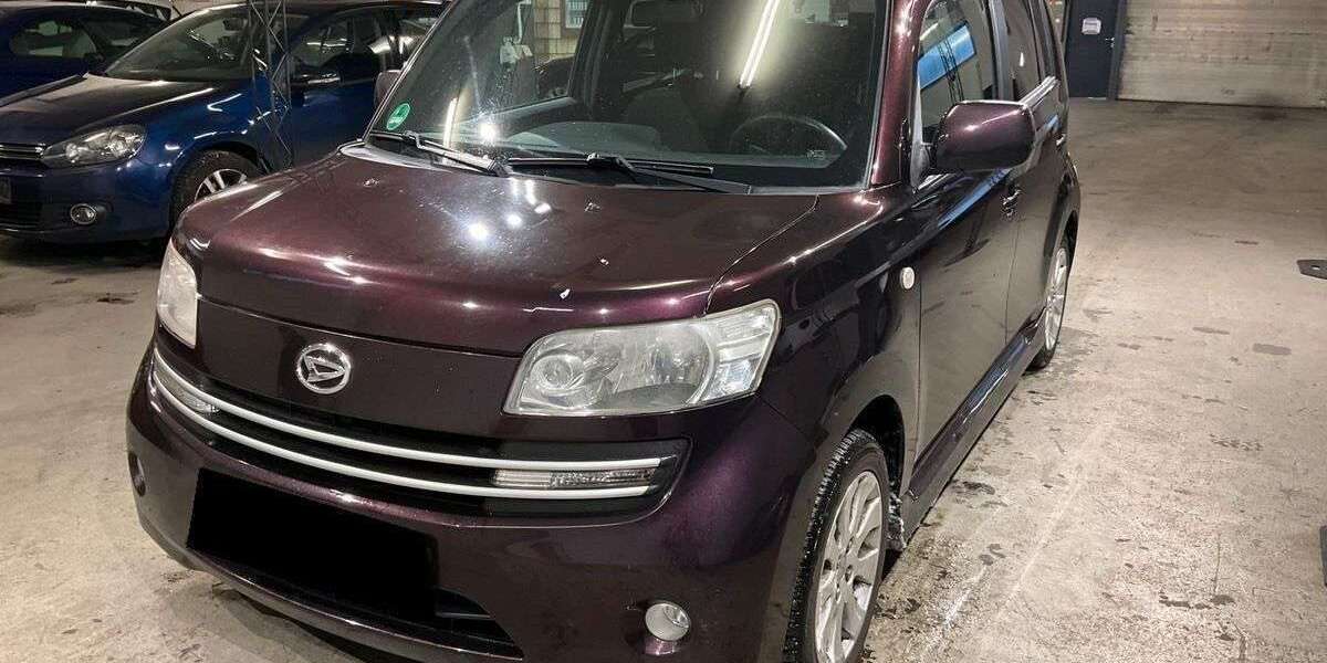 Daihatsu Materia 93.000 km 4.999 &euro; Torgau 04860