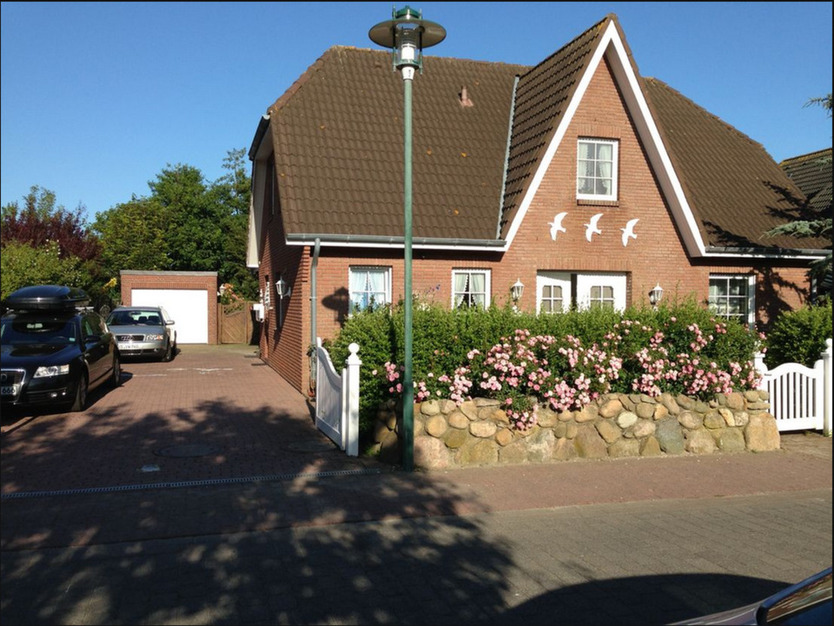 Haus mit 3 Wohneinheiten in exklusiver Lage Strandnähe Ording