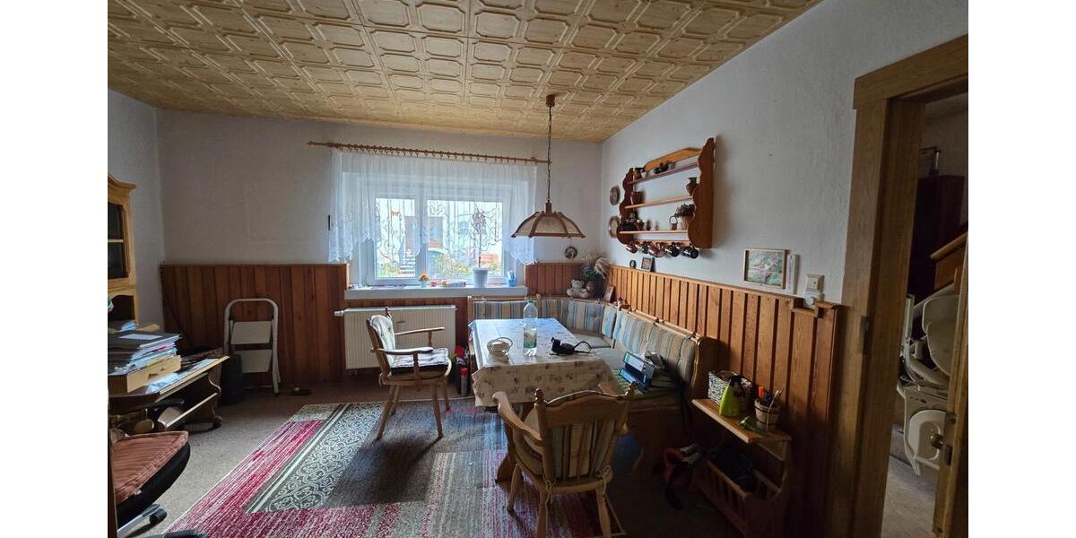 Doppelhaushälfte Markersdorf - 9 Zimmer, 106 m&sup2;, 230.000&euro; | Angebot:26398705