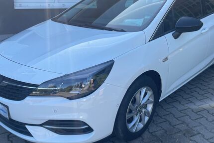 Opel Astra 13.998 km 20.499 € Leuna 06237