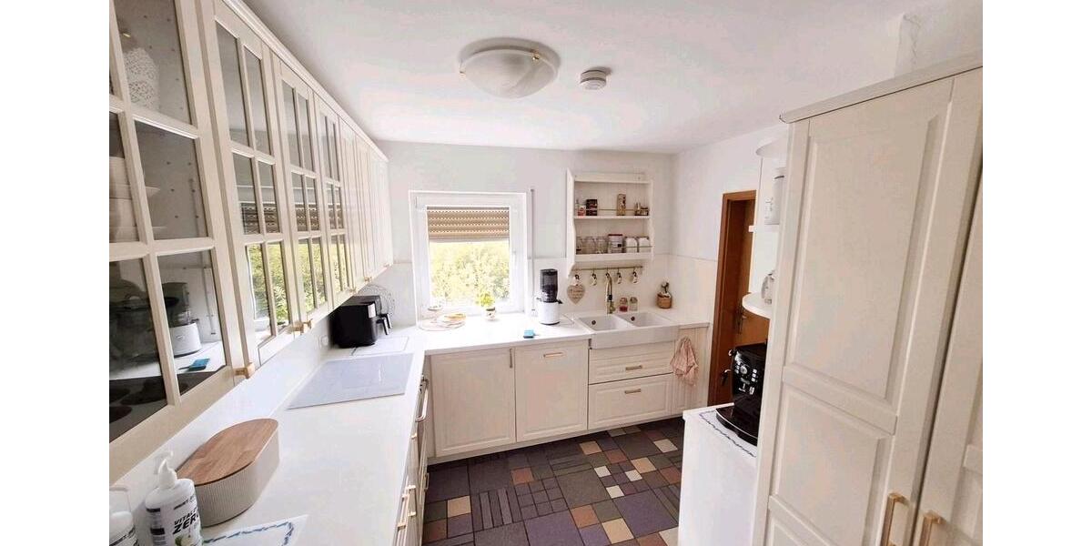 Etagenwohnung Rosbach vor der Höhe - 6 Zimmer, 162 m&sup2;, 399.000&euro; | Angebot:26785257