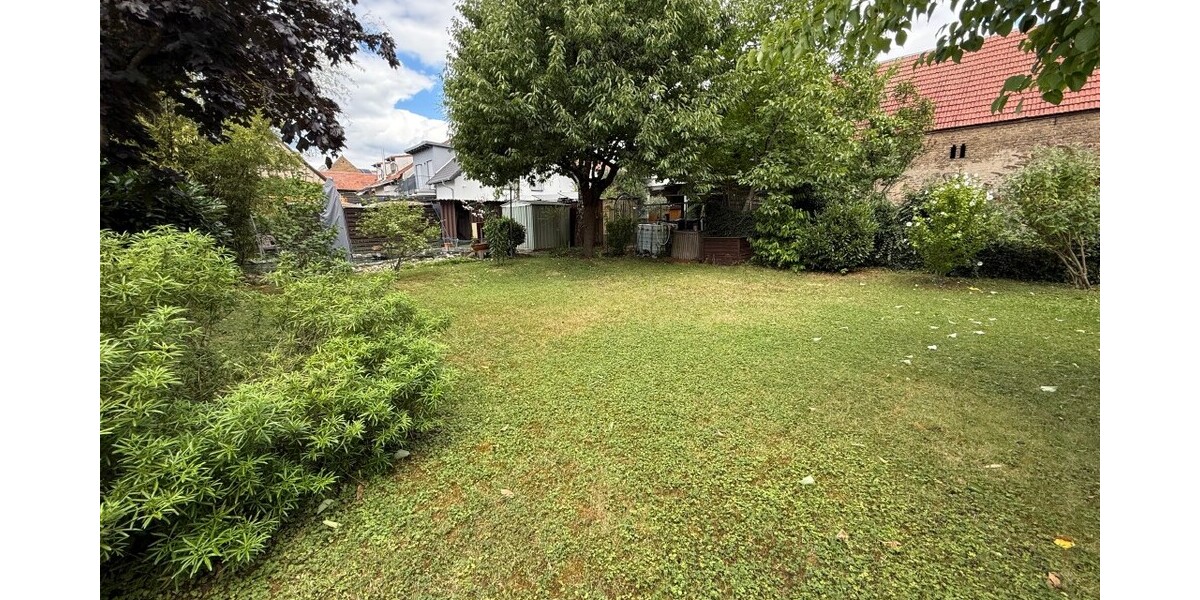 Wiesbaden-Breckenheim: Generationenhaus oder großes Familienrefugium! - Doppelhaushälfte Wiesbaden Bierstadt | Angebot:24584024