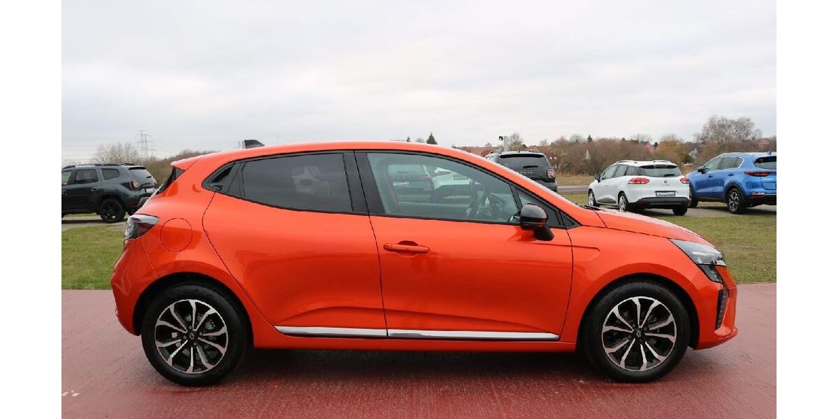 Renault Clio 14.955 km 18.990 &euro; Wolmirstedt 39326