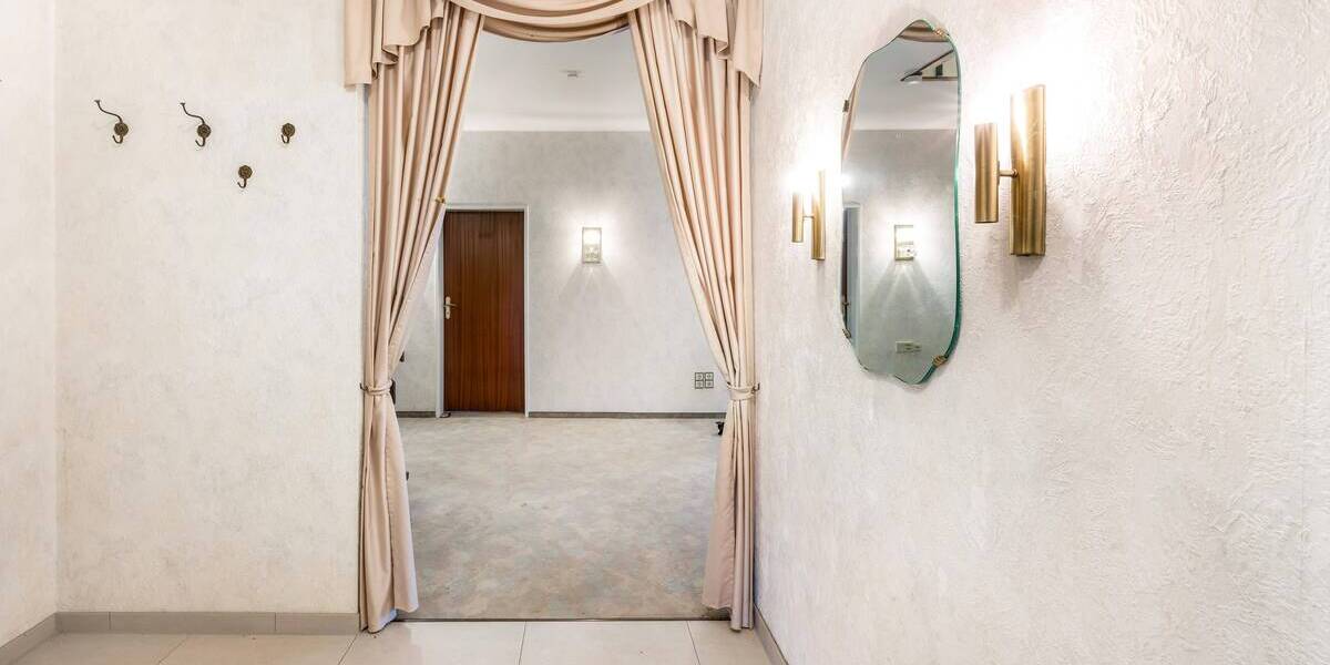 Einfamilienhaus Oyten Oyterdamm - 7 Zimmer, 392 m&sup2;, 485.000&euro; | Angebot:25862502