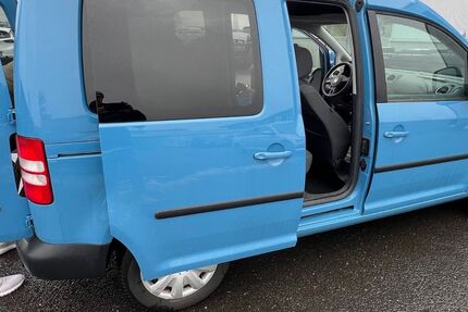 VW Caddy 119.210 km 7.999 &euro; Fernwald 35463