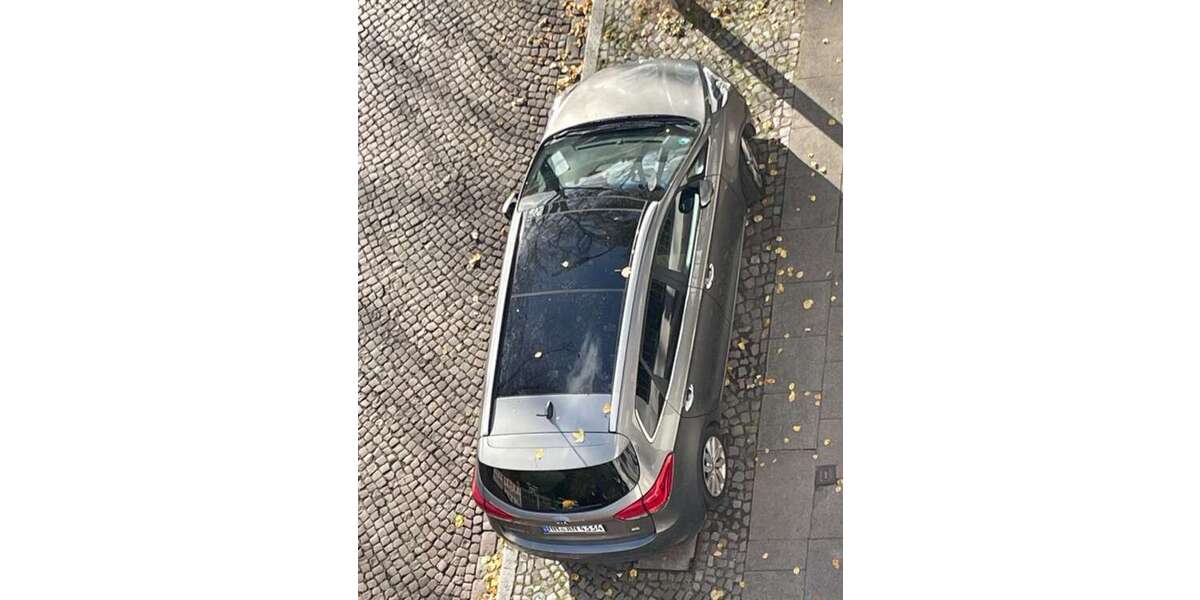 Kia Carens 125.000 km 11.500 &euro; Hamburg 22087