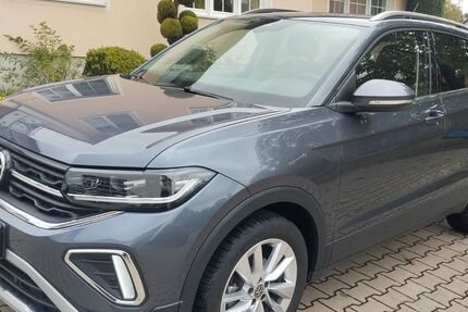 VW T-Cross 3.654 km 26.500 € Hilpoltstein 91161