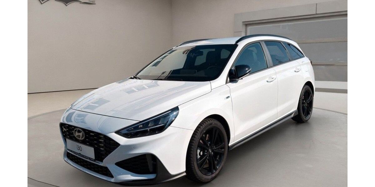 Hyundai i30 7.328 km 29.990 &euro; Eppstein 65817