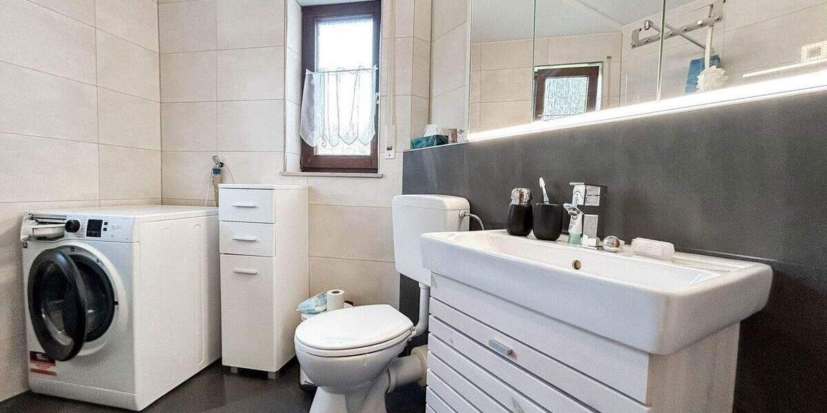 Etagenwohnung Schrozberg - 3 Zimmer, 88 m&sup2;, 160.000&euro; | Angebot:25701389