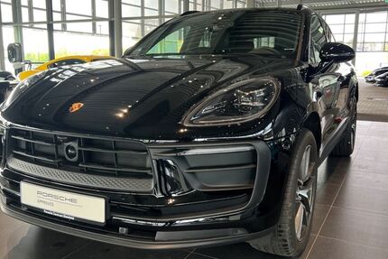 Porsche Macan 21.689 km 81.700 € Bielefeld 33719