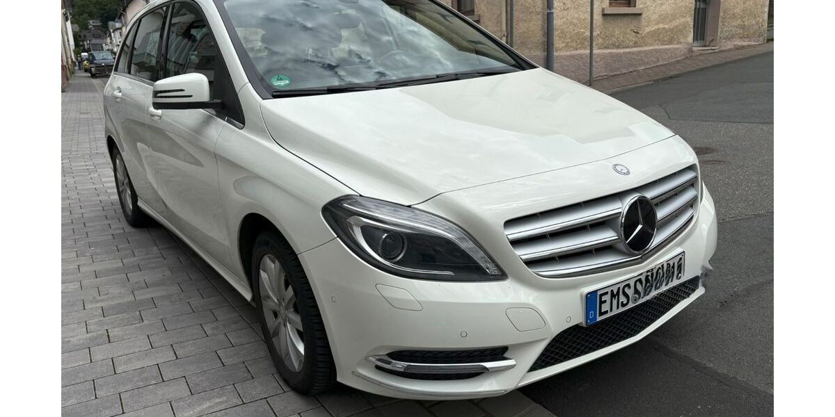 Mercedes-Benz B 180 154.000 km 8.300 &euro; Bad Ems 56130