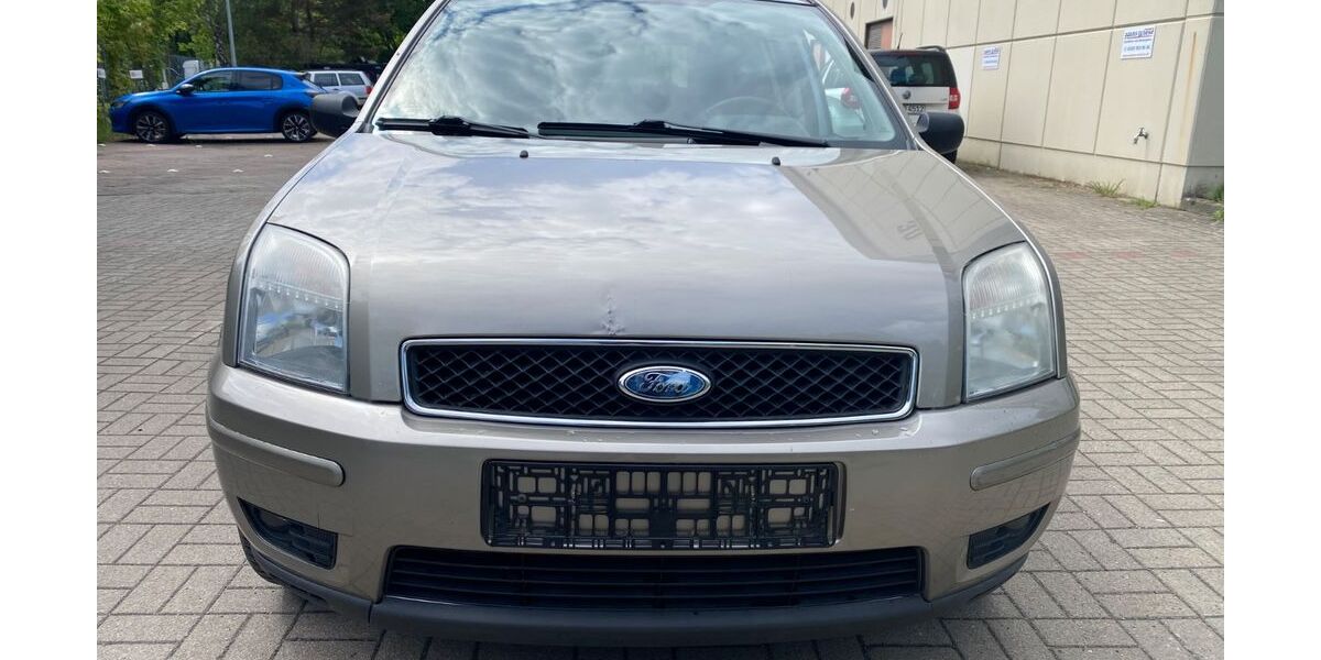 Ford Fusion 81.663 km 3.999 &euro; Berlin 12349