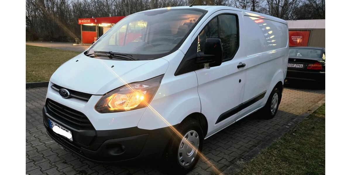 Ford Transit Custom 205.000 km 6.500 &euro; Berlin 13057