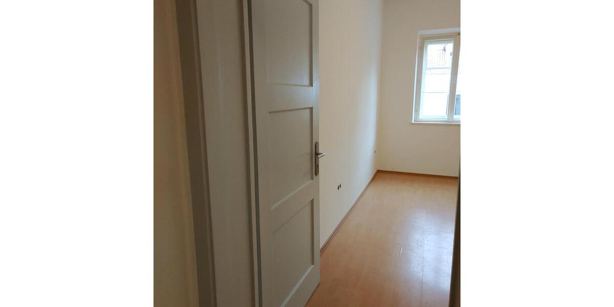 Erdgeschoßwohnung Weichering - 4 Zimmer, 85 m&sup2;, 127.000&euro; | Angebot:26992315