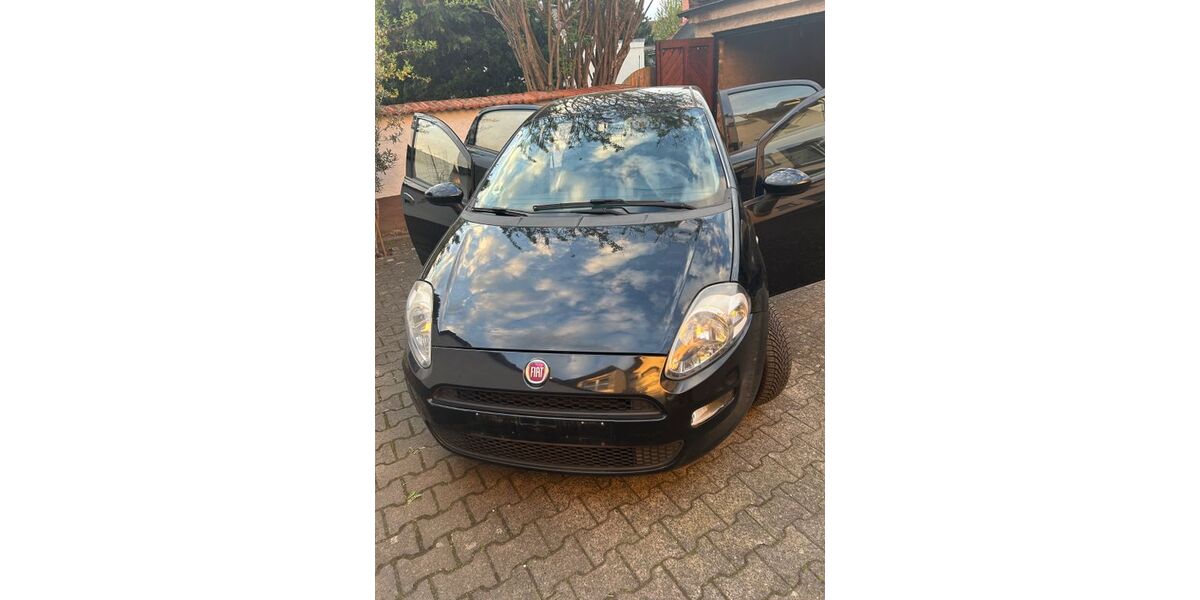 Fiat Punto 110.000 km 3.490 &euro; Offenbach 63075