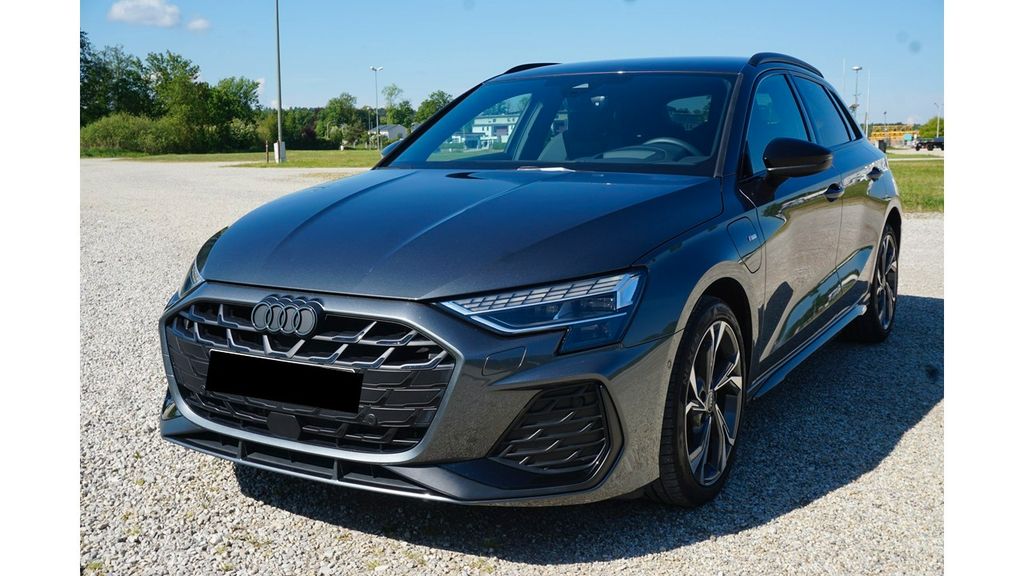 Audi A3 12.600 km 43.450 &euro; Abensberg 93326