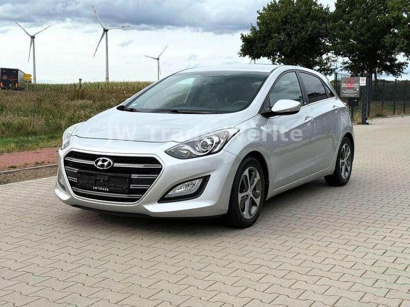 i30