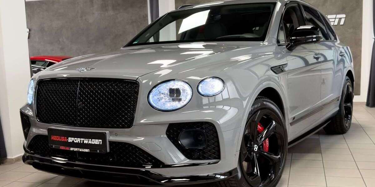 Bentley Bentayga 7.500 km 249.800 &euro; München 81827