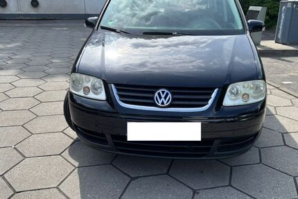 VW Touran 183.539 km 2.500 € Wiesbaden 65183