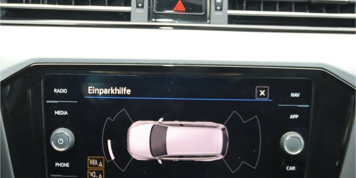 VW Passat 1.5 TSI BUSINESS/DSG/ACC/NAVIGATION/PDC 66.690 km 21.900 &euro; Villingen-Schwenningen 78054